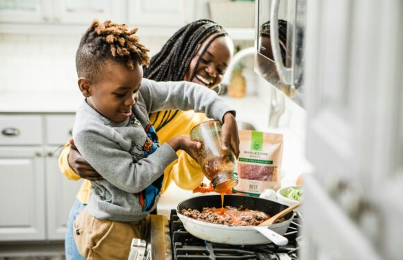 Waarom kinderen laten helpen bij huishoudelijke taken zo waardevol is